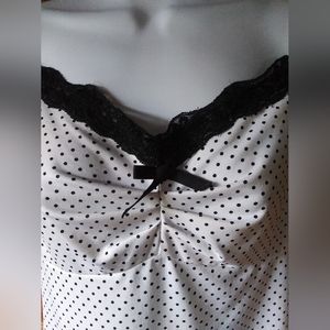 Maurices large camisole, tank, white with black dots